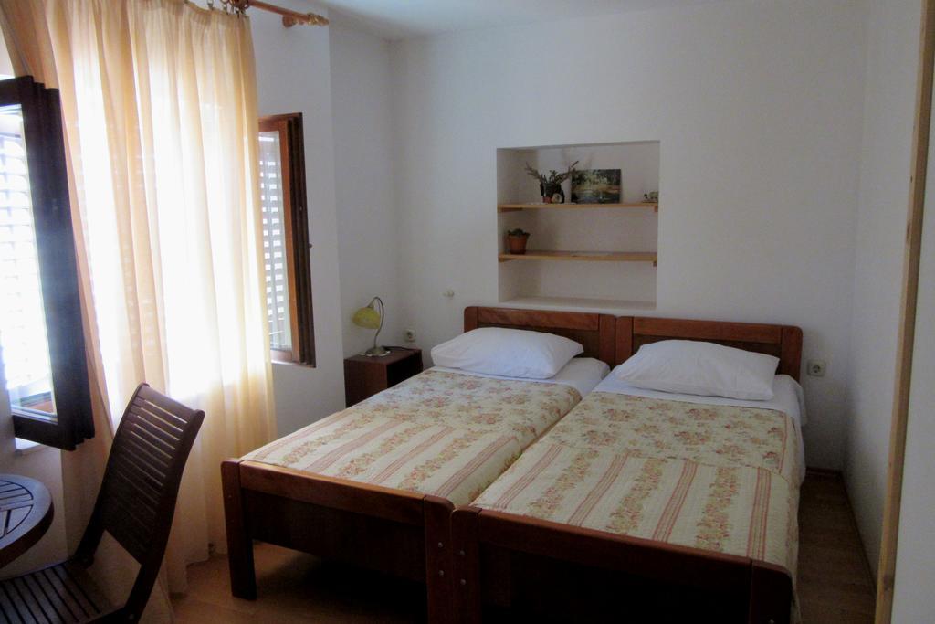 Dobra Apartments Trogir Exterior foto