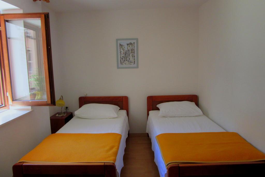 Dobra Apartments Trogir Exterior foto