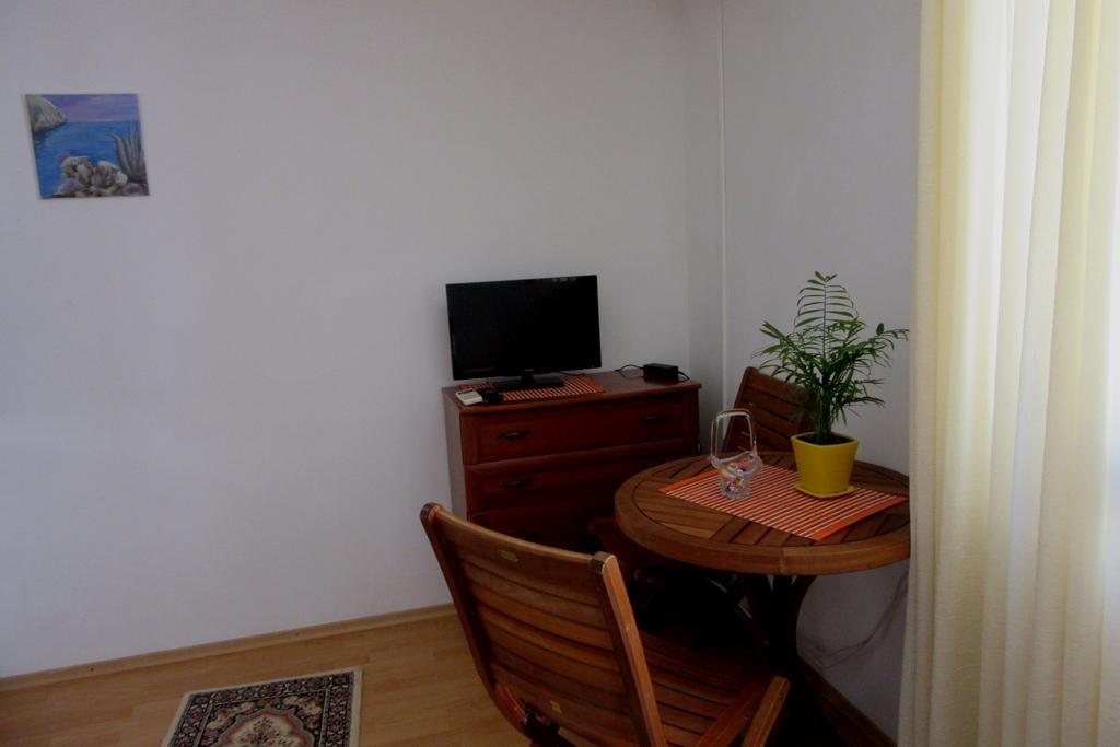 Dobra Apartments Trogir Exterior foto